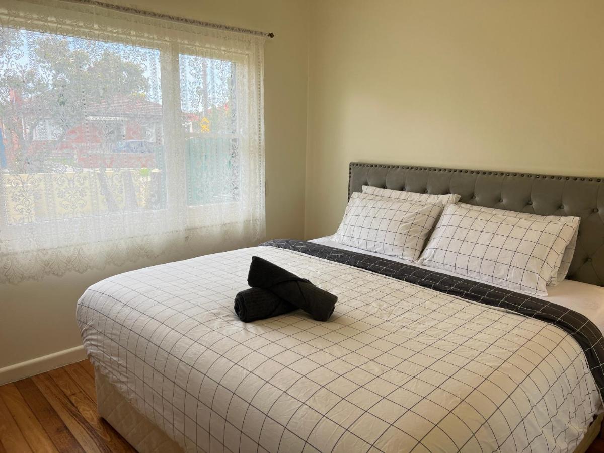Cosy 4Br Home 15 Minutes Away From Melbourne Airport St Albans Zewnętrze zdjęcie