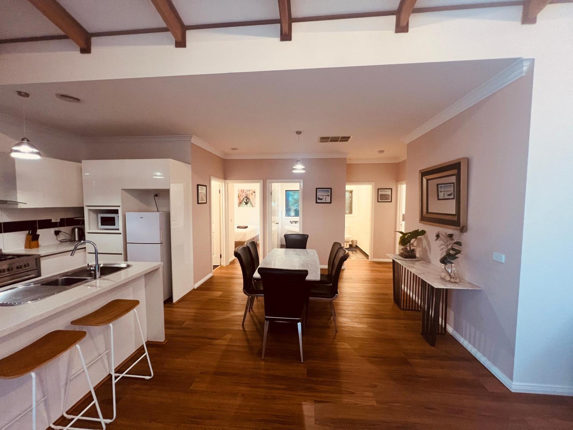 Cosy 4Br Home 15 Minutes Away From Melbourne Airport St Albans Zewnętrze zdjęcie
