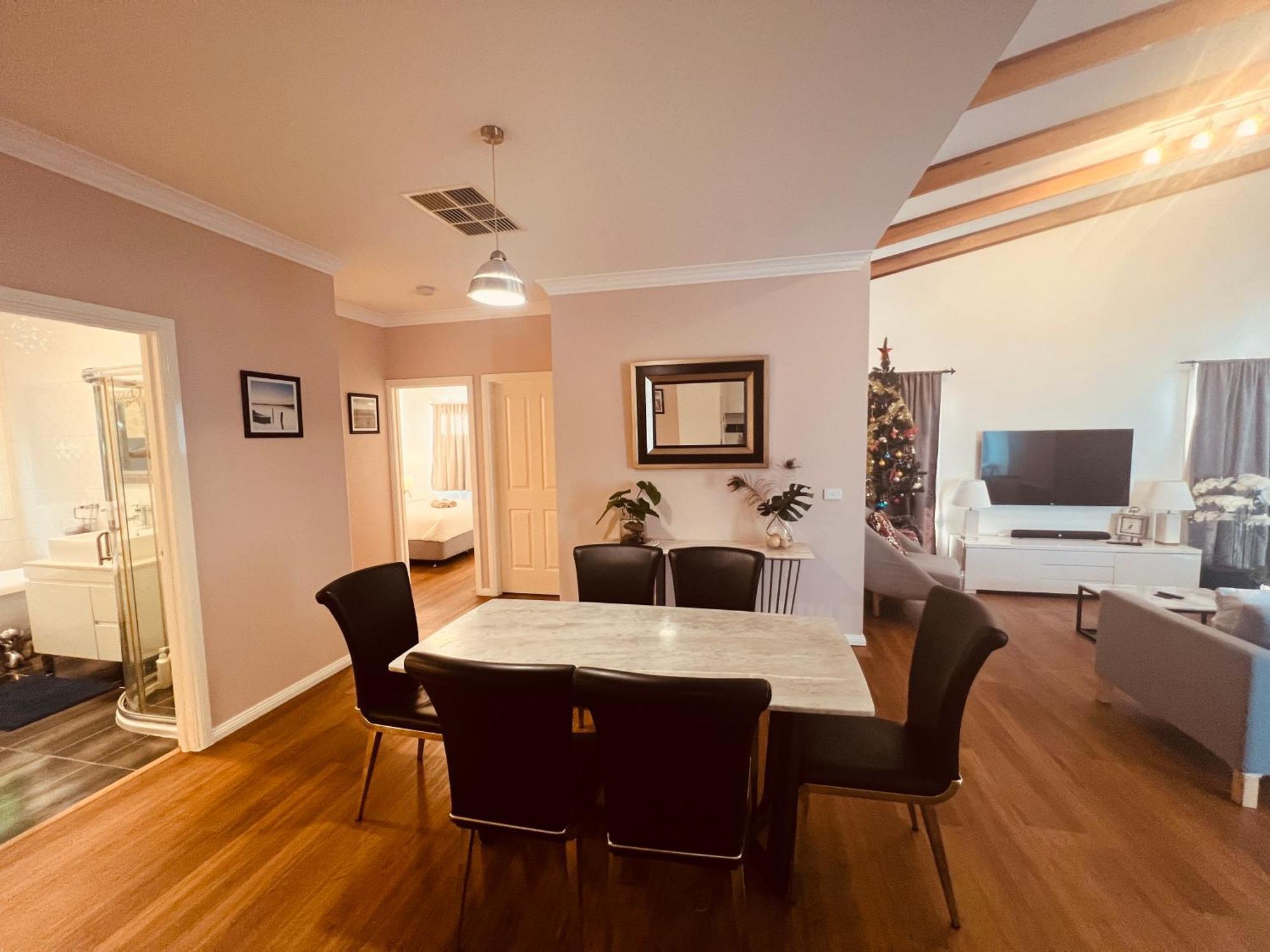 Cosy 4Br Home 15 Minutes Away From Melbourne Airport St Albans Zewnętrze zdjęcie